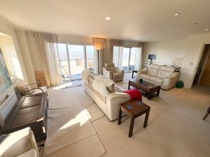 Photo 32- click for photo gallery